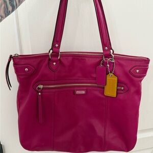 Coach Daisy Magenta Leather Emma Tote/Shoulder Bag